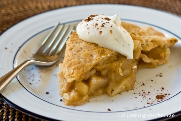 What are the best kinds of apples for a classic apple pie recipe?