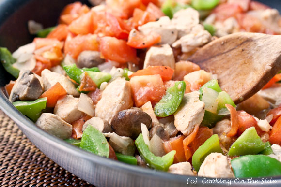 Post image for Chicken Tomato Saute + Nonstick Skillet Giveaway!