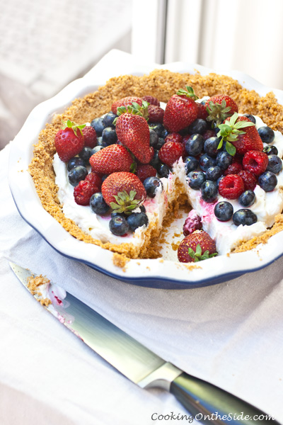 Yogurt Mixed Berry Pie